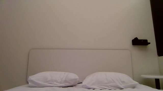 Gallery image thumbnail from Desal's myfreecams stream on, 06/21/2025, 20:21 image 9 of 20