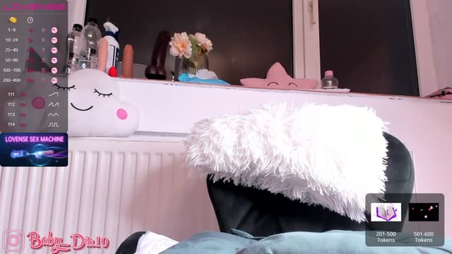 Gallery image thumbnail from Diaaa's myfreecams stream on, 03/15/2023, 20:37 image 15 of 20