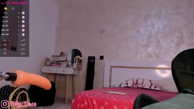 Gallery image thumbnail from Diaaa's myfreecams stream on, 06/10/2023, 19:12 image 15 of 20