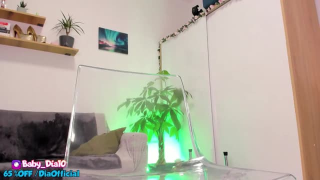 Gallery image thumbnail from Diaaa's myfreecams stream on, 06/18/2025, 20:19 image 1 of 20