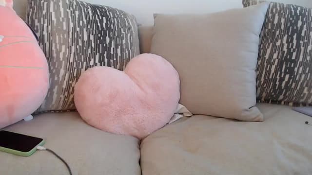 Gallery image thumbnail from Effie's myfreecams stream on, 04/21/2025, 24:22 image 2 of 20