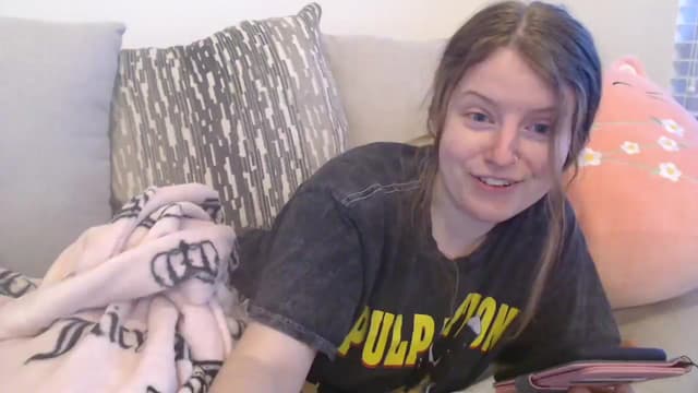 Gallery image thumbnail from Effie's myfreecams stream on, 05/07/2025, 03:04 image 16 of 20
