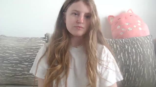 Gallery image thumbnail from Effie's myfreecams stream on, 05/18/2025, 01:15 image 14 of 20