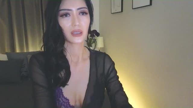 Gallery image thumbnail from Eleah's myfreecams stream on, 03/13/2025, 08:43 image 17 of 20