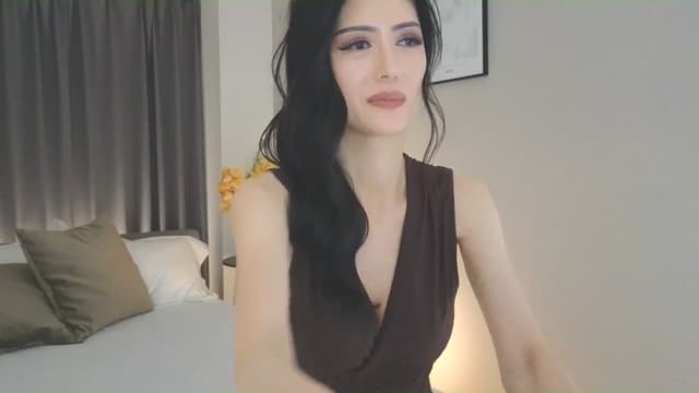 Gallery image thumbnail from Eleah's myfreecams stream on, 05/25/2025, 12:12 image 18 of 20
