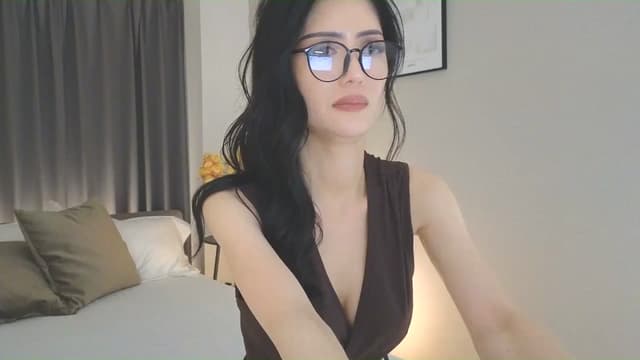 Gallery image thumbnail from Eleah's myfreecams stream on, 05/25/2025, 12:39 image 13 of 20