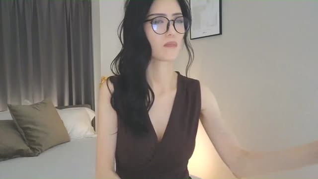 Gallery image thumbnail from Eleah's myfreecams stream on, 05/25/2025, 12:39 image 2 of 20