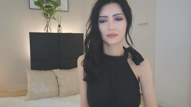 Gallery image thumbnail from Eleah's myfreecams stream on, 06/29/2025, 03:29 image 3 of 20
