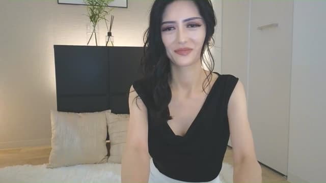 Gallery image thumbnail from Eleah's myfreecams stream on, 07/06/2025, 02:41 image 10 of 20