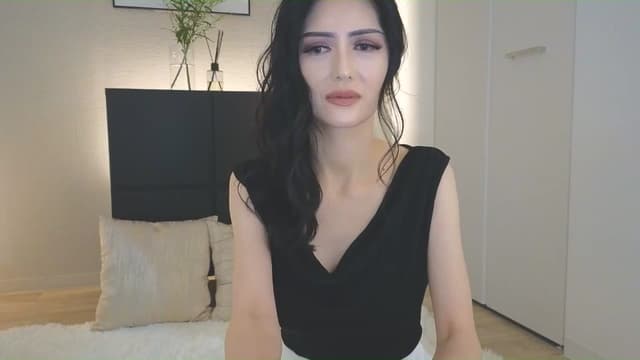 Gallery image thumbnail from Eleah's myfreecams stream on, 07/06/2025, 02:41 image 12 of 20
