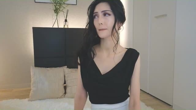 Gallery image thumbnail from Eleah's myfreecams stream on, 07/06/2025, 02:41 image 6 of 20