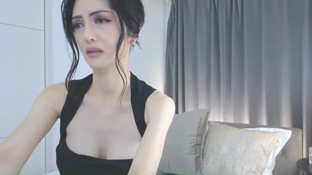 Gallery image thumbnail from Eleah's myfreecams stream on, 09/14/2025, 10:57 image 10 of 20