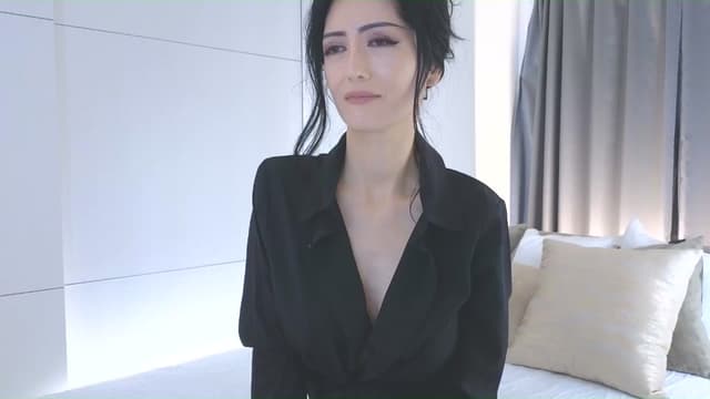 Gallery image thumbnail from Eleah's myfreecams stream on, 11/09/2025, 03:19 image 12 of 20