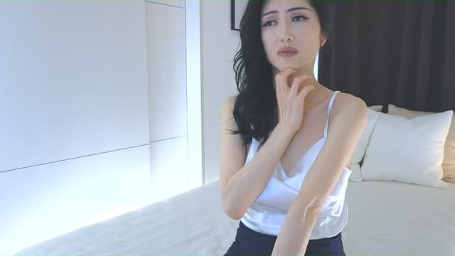 Gallery image thumbnail from Eleah's myfreecams stream on, 05/01/2026, 16:26 image 14 of 20