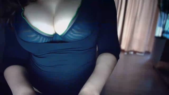 Gallery image thumbnail from Ellle's myfreecams stream on, 07/22/2026, 24:34 image 3 of 20