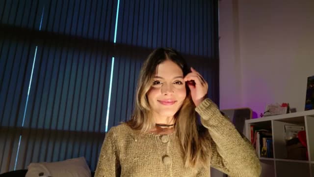Gallery image thumbnail from Elyse's myfreecams stream on, 03/15/2026, 16:42 image 7 of 20