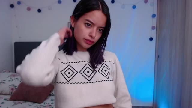 Gallery image thumbnail from Elzee's myfreecams stream on, 12/07/2022, 07:47 image 7 of 20