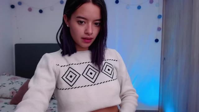 Gallery image thumbnail from Elzee's myfreecams stream on, 12/07/2022, 07:47 image 13 of 20