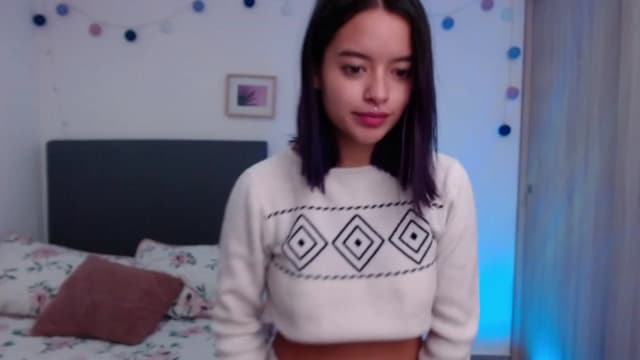 Gallery image thumbnail from Elzee's myfreecams stream on, 12/07/2022, 07:47 image 12 of 20