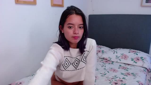 Gallery image thumbnail from Elzee's myfreecams stream on, 12/07/2022, 09:01 image 18 of 20