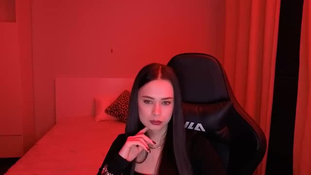 Gallery image thumbnail from Emili's myfreecams stream on, 02/13/2026, 17:06 image 19 of 20