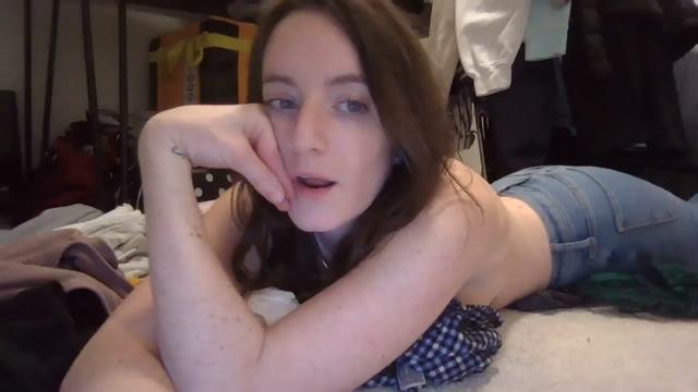 Gallery image thumbnail from EmmalineLime's myfreecams stream on, 03/24/2024, 06:32 image 1 of 20