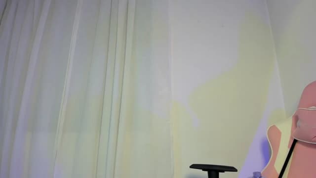 Gallery image thumbnail from Emoon's myfreecams stream on, 11/06/2024, 20:26 image 19 of 20