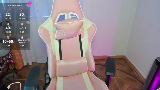 Gallery image thumbnail from Emoon's myfreecams stream on, 05/13/2025, 12:12 image 13 of 20