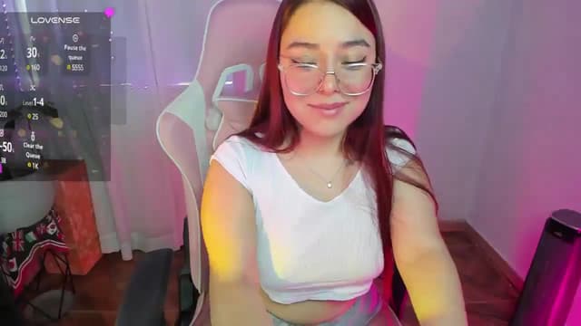 Gallery image thumbnail from Emoon's myfreecams stream on, 05/14/2025, 21:08 image 3 of 20