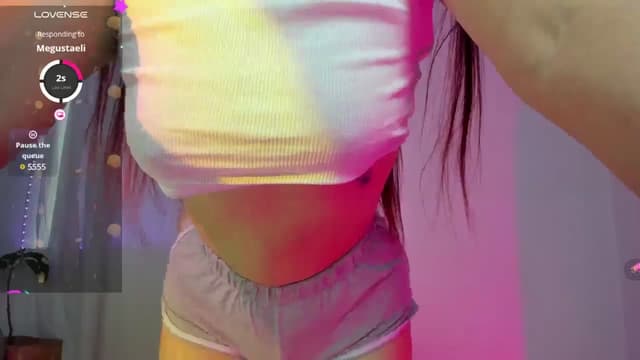 Gallery image thumbnail from Emoon's myfreecams stream on, 05/14/2025, 21:08 image 14 of 20