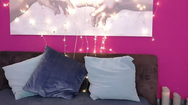 Gallery image thumbnail from Er_in's myfreecams stream on, 11/19/2022, 12:17 image 2 of 20