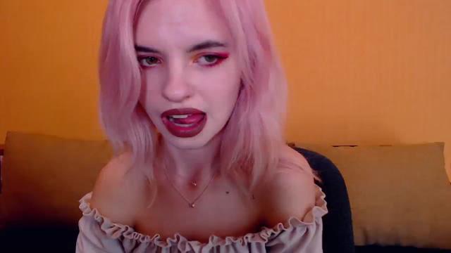Gallery image thumbnail from Erineys's myfreecams stream on, 02/15/2024, 18:03 image 11 of 20