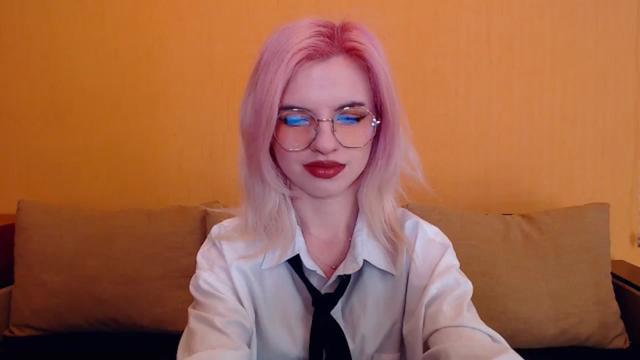 Gallery image thumbnail from Erineys's myfreecams stream on, 02/17/2024, 15:39 image 18 of 20