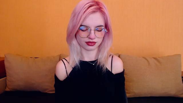 Gallery image thumbnail from Erineys's myfreecams stream on, 02/18/2024, 15:30 image 6 of 20