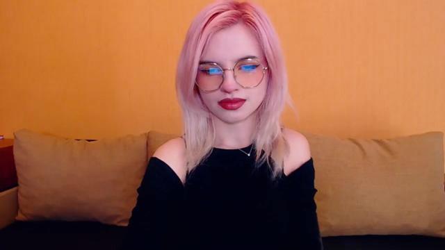 Gallery image thumbnail from Erineys's myfreecams stream on, 02/18/2024, 15:30 image 17 of 20