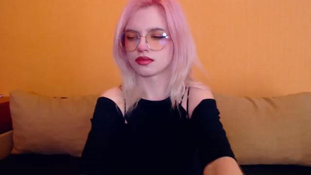 Gallery image thumbnail from Erineys's myfreecams stream on, 02/18/2024, 16:13 image 5 of 20