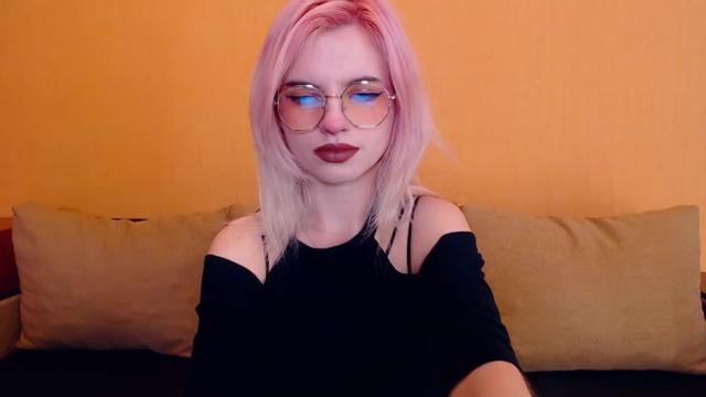 Gallery image thumbnail from Erineys's myfreecams stream on, 02/18/2024, 16:13 image 15 of 20