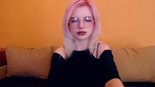 Gallery image thumbnail from Erineys's myfreecams stream on, 02/18/2024, 16:13 image 11 of 20