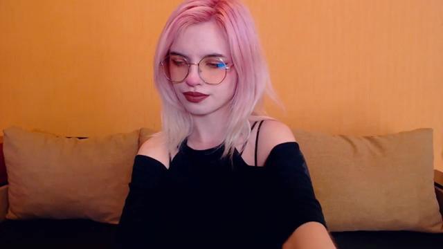 Gallery image thumbnail from Erineys's myfreecams stream on, 02/18/2024, 16:13 image 13 of 20