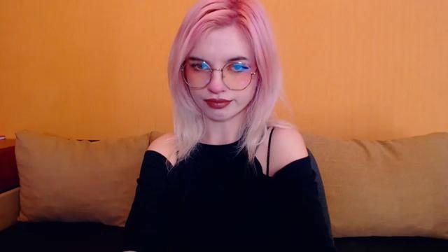 Gallery image thumbnail from Erineys's myfreecams stream on, 02/18/2024, 16:13 image 9 of 20