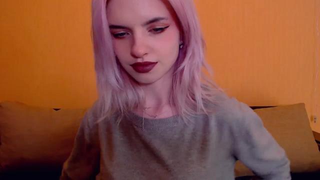 Gallery image thumbnail from Erineys's myfreecams stream on, 03/03/2024, 18:54 image 2 of 20