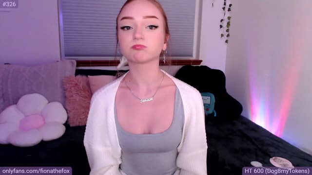 Gallery image thumbnail from Fiona's myfreecams stream on, 04/04/2023, 09:23 image 16 of 20