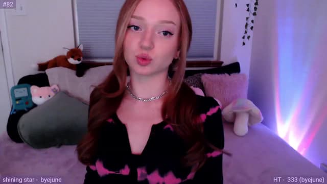 Gallery image thumbnail from Fiona's myfreecams stream on, 01/20/2024, 08:07 image 3 of 20