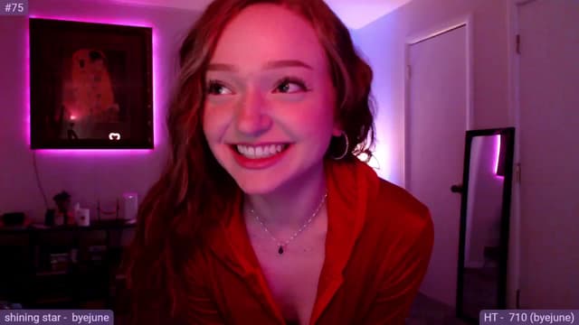 Gallery image thumbnail from Fiona's myfreecams stream on, 02/14/2024, 08:06 image 10 of 20