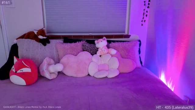Gallery image thumbnail from Fiona's myfreecams stream on, 04/07/2024, 09:09 image 8 of 20