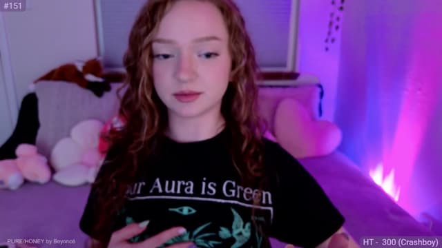 Gallery image thumbnail from Fiona's myfreecams stream on, 04/08/2024, 07:46 image 2 of 20