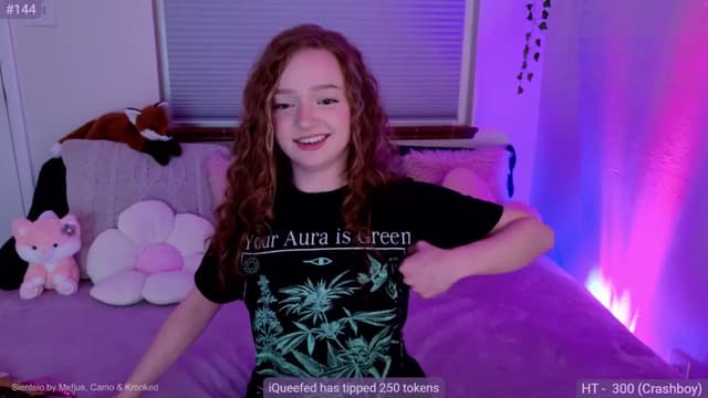 Gallery image thumbnail from Fiona's myfreecams stream on, 04/08/2024, 07:46 image 7 of 20
