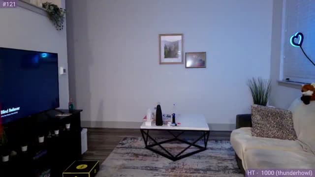 Gallery image thumbnail from Fiona's myfreecams stream on, 04/24/2024, 07:56 image 18 of 20