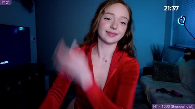 Gallery image thumbnail from Fiona's myfreecams stream on, 04/24/2024, 09:42 image 3 of 20