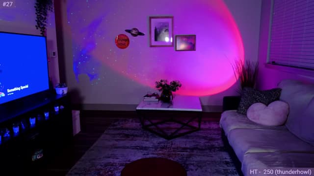 Gallery image thumbnail from Fiona's myfreecams stream on, 05/08/2024, 08:21 image 16 of 20